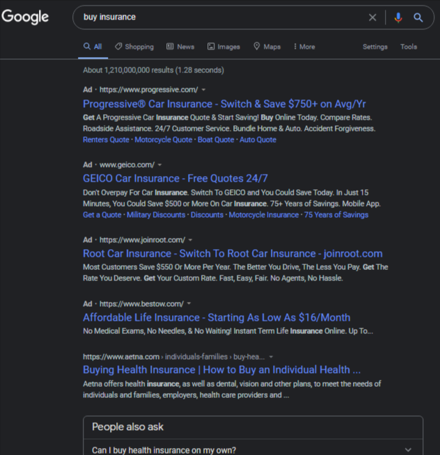 Объявления Google Ads будут менее заметными в темном режиме поиска