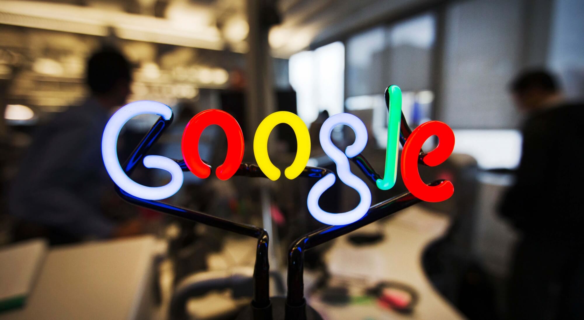 Google выплатит сотрудникам на удаленке по $1000
