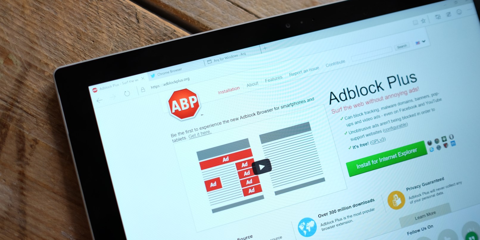 AdBlock Plus запретит соцсетям отслеживать действия юзеров на сайтах