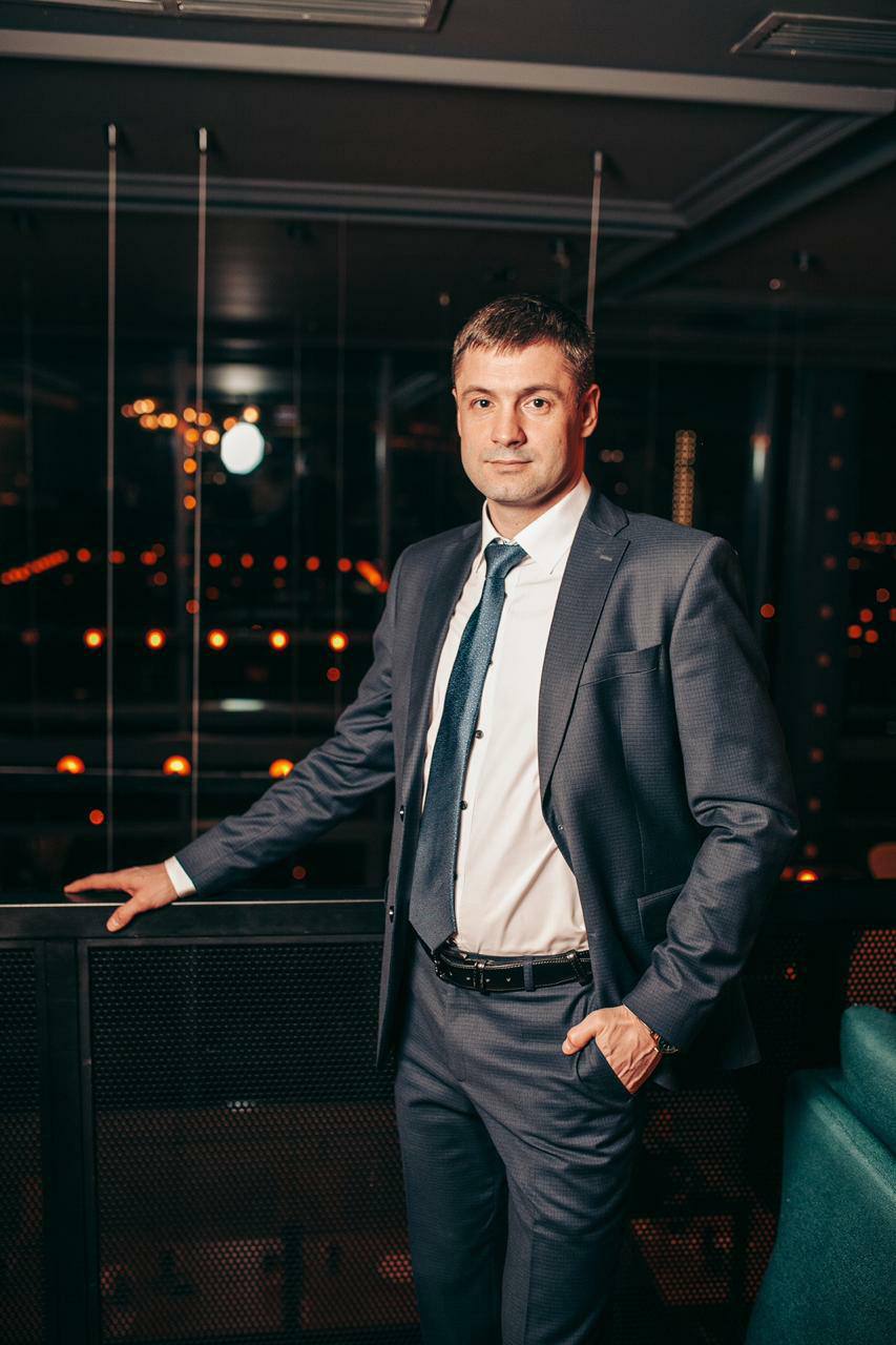 Владимир Бровар