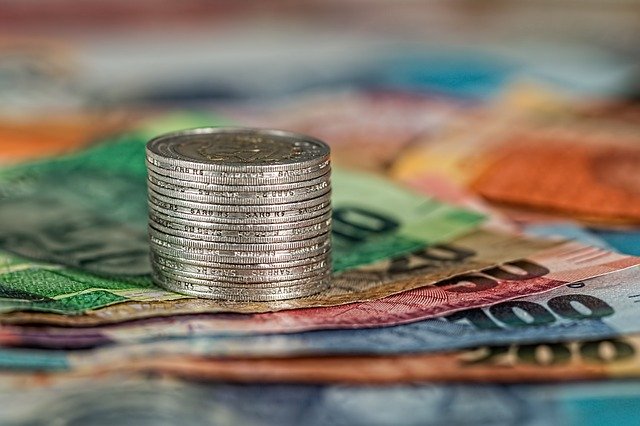 В Динамической монетизации Яндекса появилась настройка порогов в разных валютах