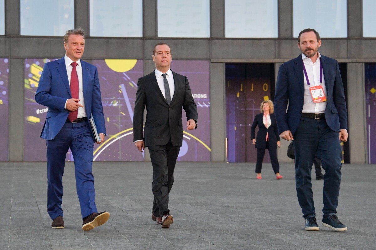 Греф, Медведев и Волож