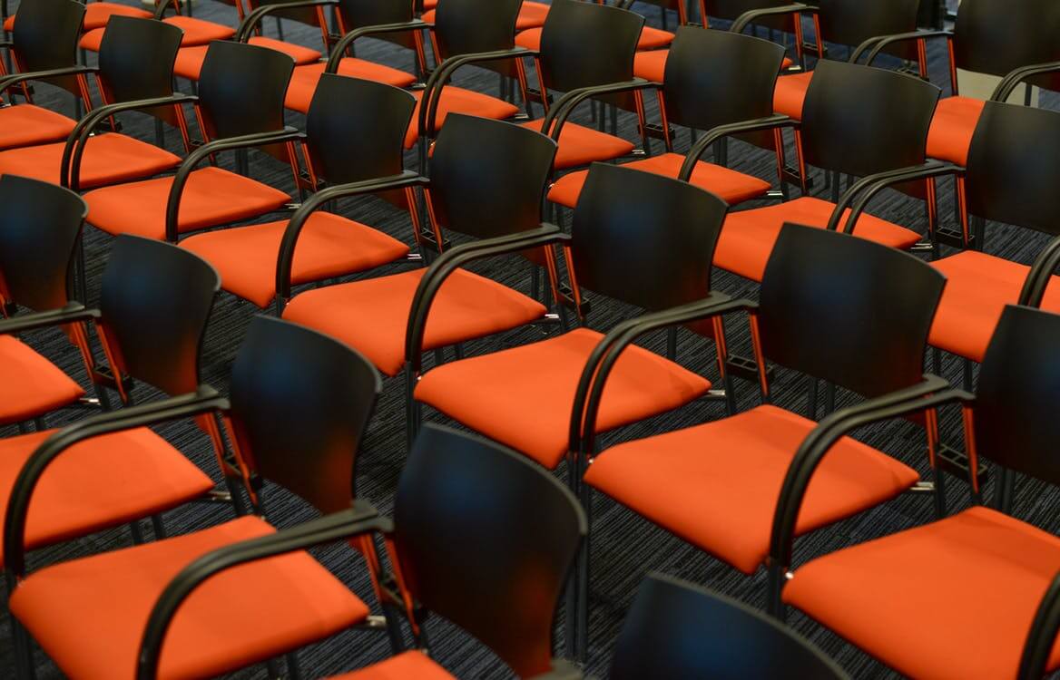 seats-orange-congress-empty-722708.jpeg
