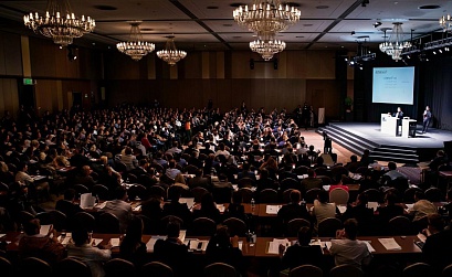 Стоит ли ходить на маркетинговые конференции в 2025 году