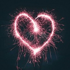 Майские праздники не снижают рабочую активность россиян