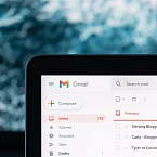 Google начал показывать рекламу между письмами в Gmail
