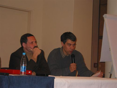 Аркадий Волож и Илья Сегалович на конференции в 2002 году